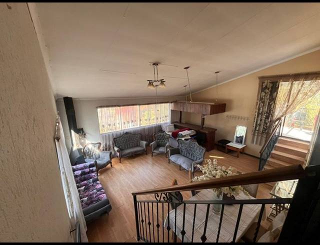 11 BEDROOM HOUSE FOR SALE IN BRUMA